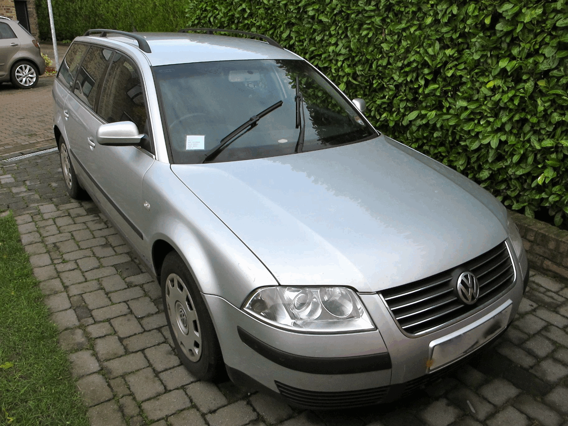 VW Passat Kombi rechtslenker, EZ 2004