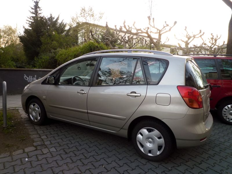 Toyota Corolla Verso 2003