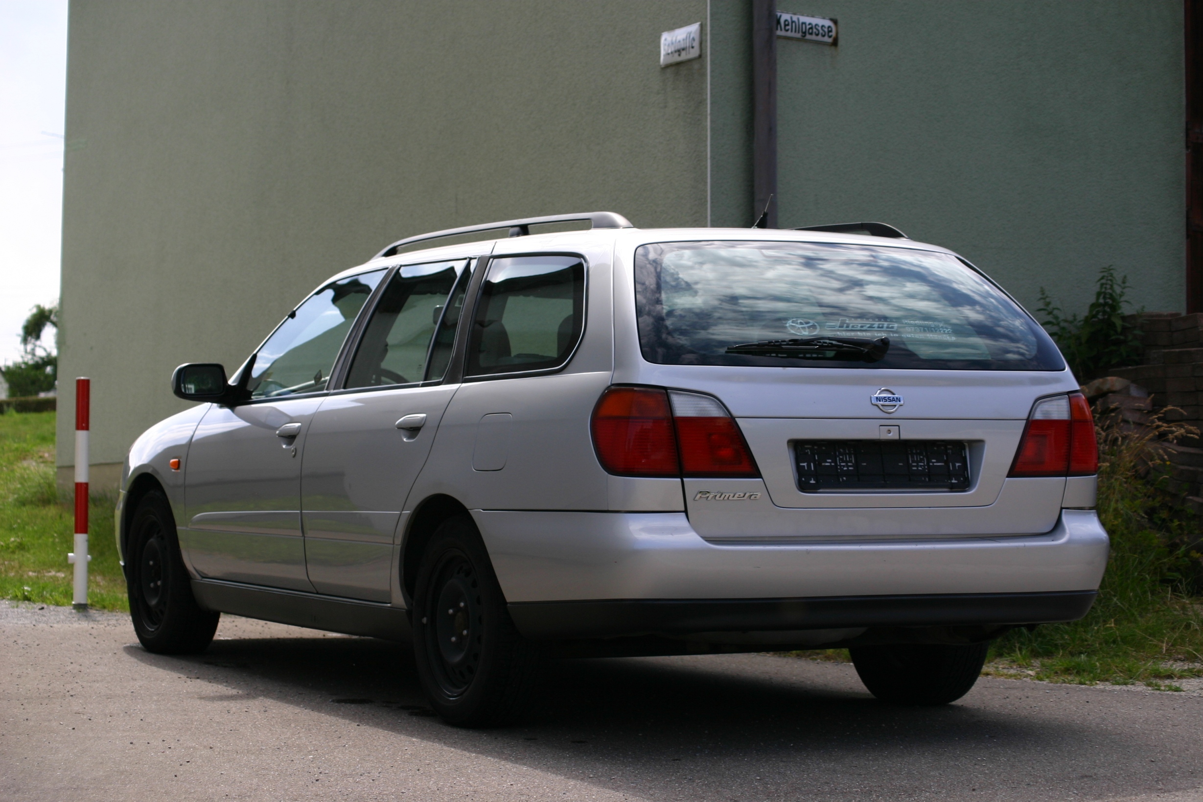 Nissan Primera Traveller 1,8 BJ 2000