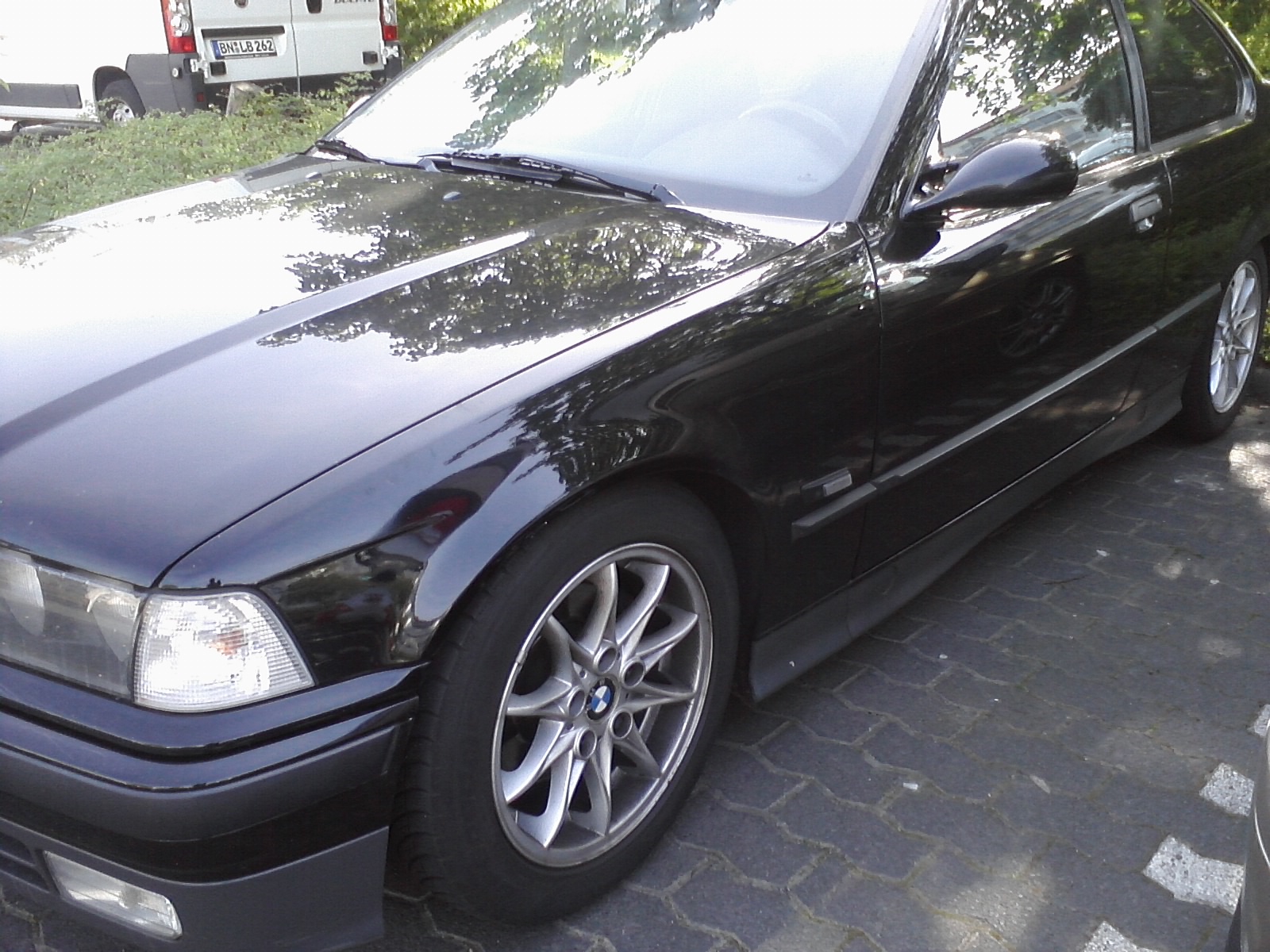 BMW 323 Compact