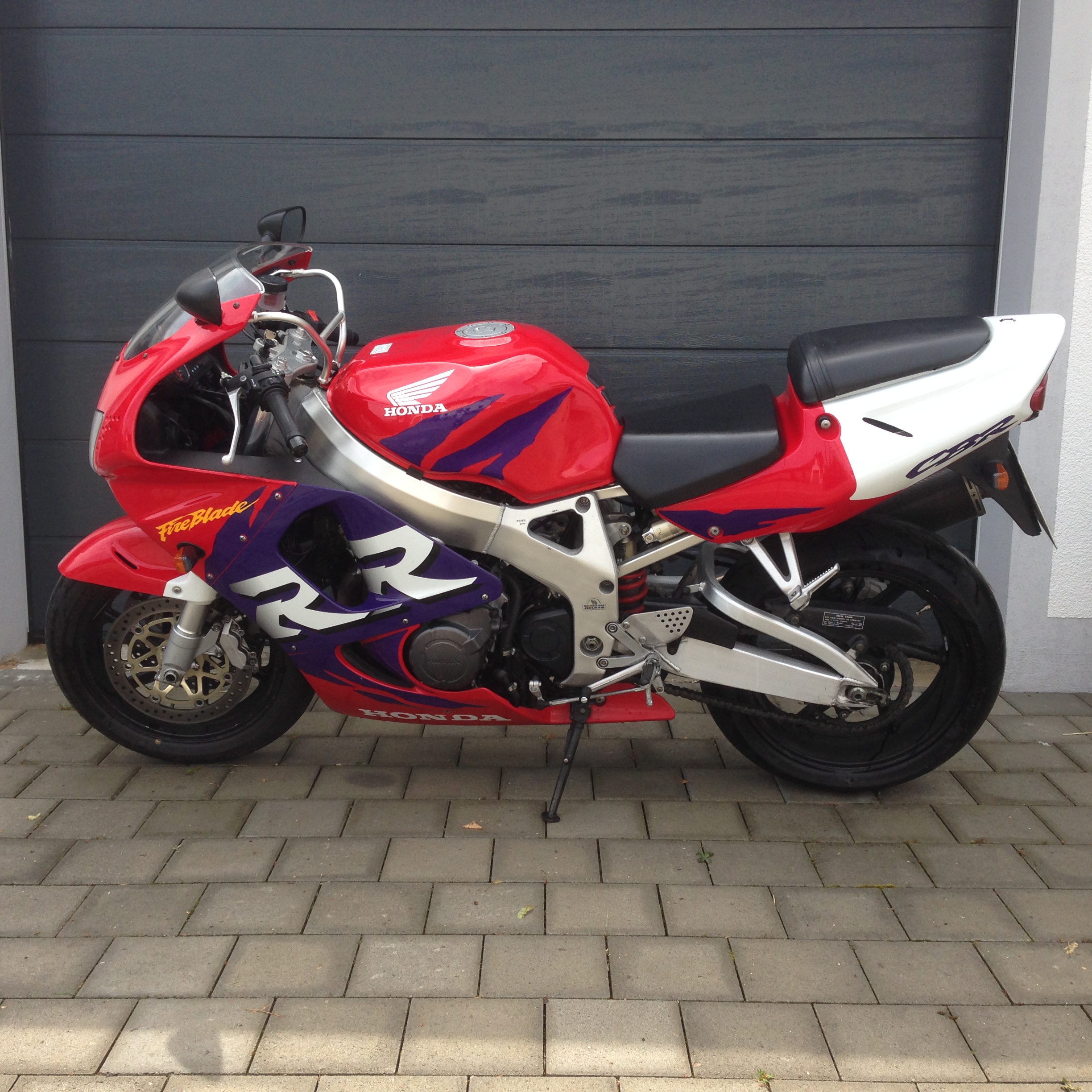 Honda CBR 900 RR Fireblade